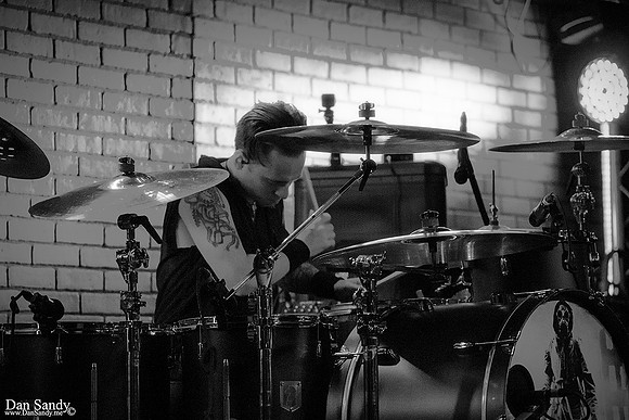 Live performance at Music Lynxx in Mentor, Ohio.