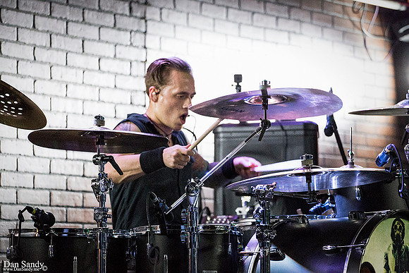 Live performance at Music Lynxx in Mentor, Ohio.
