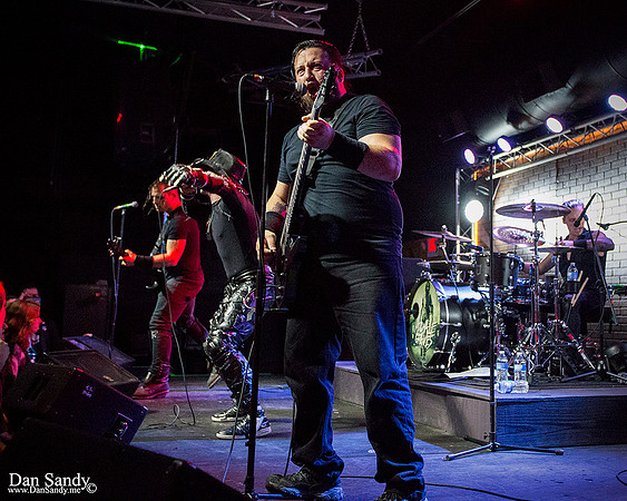 Live performance at Music Lynxx in Mentor, Ohio.