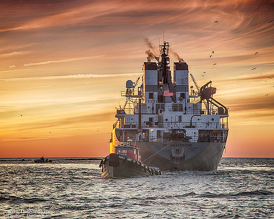 2017-07-14 - Honorable Mention - Pictorial competition "The Little Tug boat That Could"