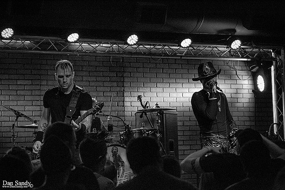 Live performance at Music Lynxx in Mentor, Ohio.