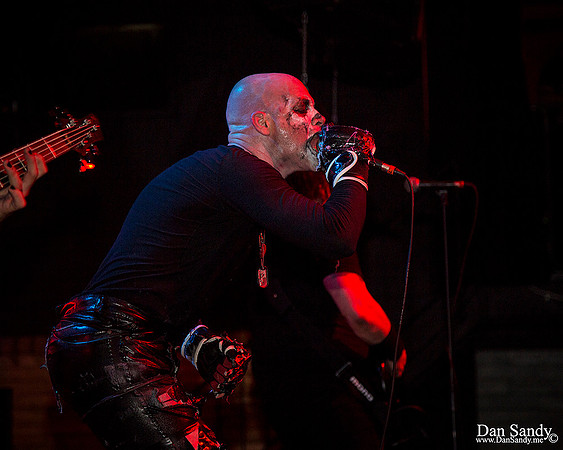Live performance at Music Lynxx in Mentor, Ohio.