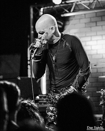 Live performance at Music Lynxx in Mentor, Ohio.
