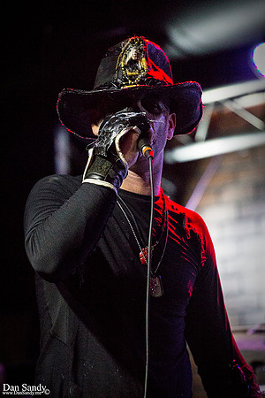 Live performance at Music Lynxx in Mentor, Ohio.
