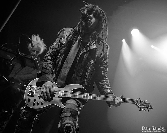 DieTrich Thrall & Praga Khan