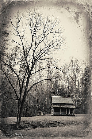 11/04/2016 - DNP - B&W Competition - "Historical Homestead"