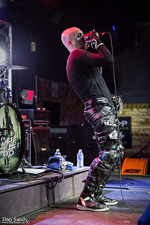 Live performance at Music Lynxx in Mentor, Ohio.