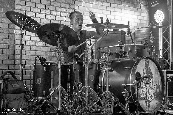 Live performance at Music Lynxx in Mentor, Ohio.